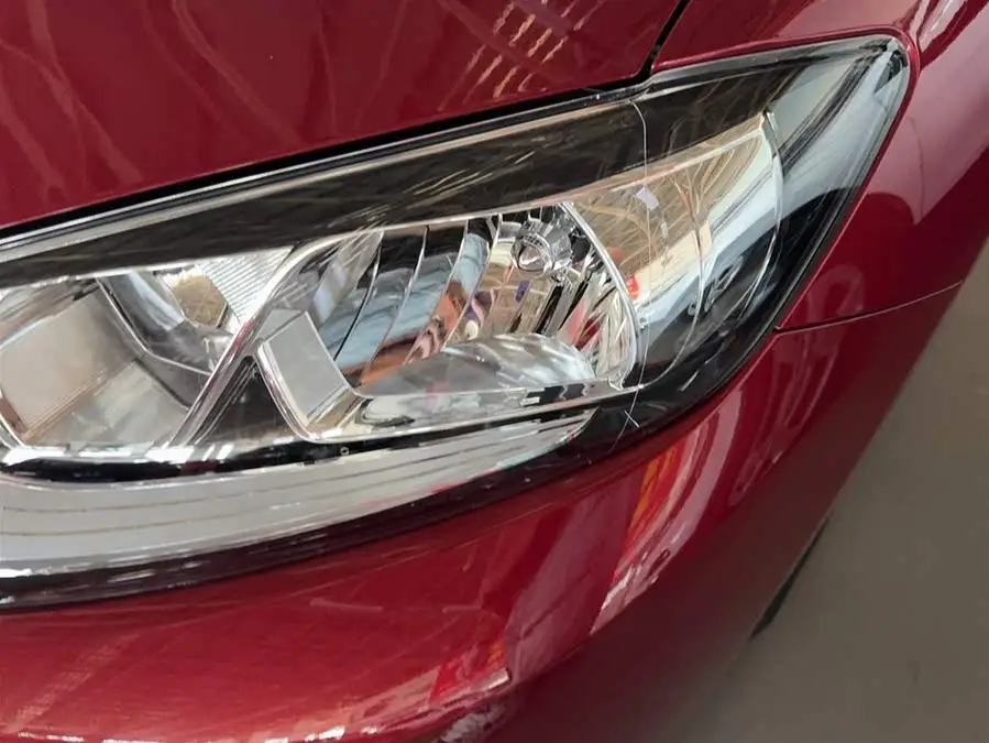 نيسان تييدا 2021 1.6 لتر CVT نسخة سبورت