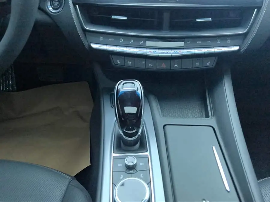 Cadillac CT5 2023 28T Luxury (Standard Version)