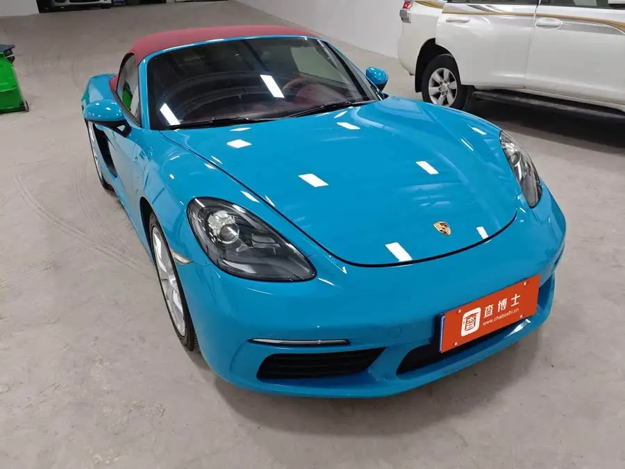 Porsche 718 2020 Model Boxster 2.0T