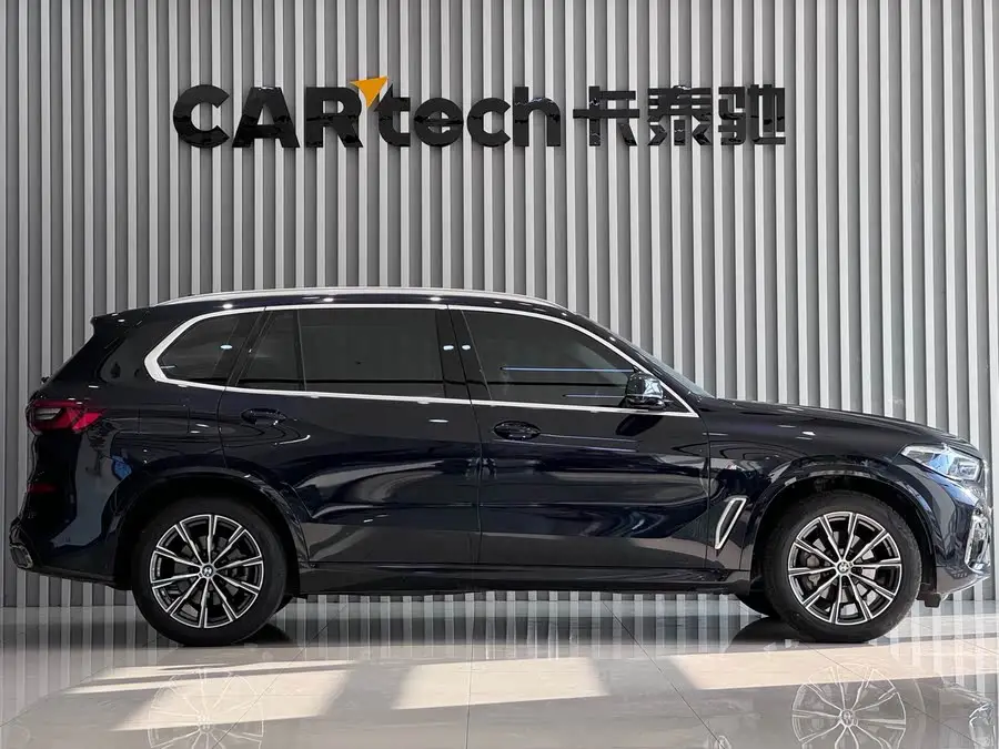 BMW X5 2022 Facelift xDrive 30Li M Sport Package