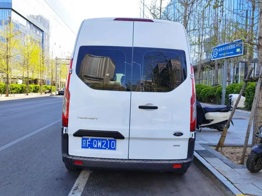 Ford Transit 2019 2.0T Gasoline Automatic Multi-Functional Commercial Vehicle Mid-Axle High Roof 6-Seater Euro VI