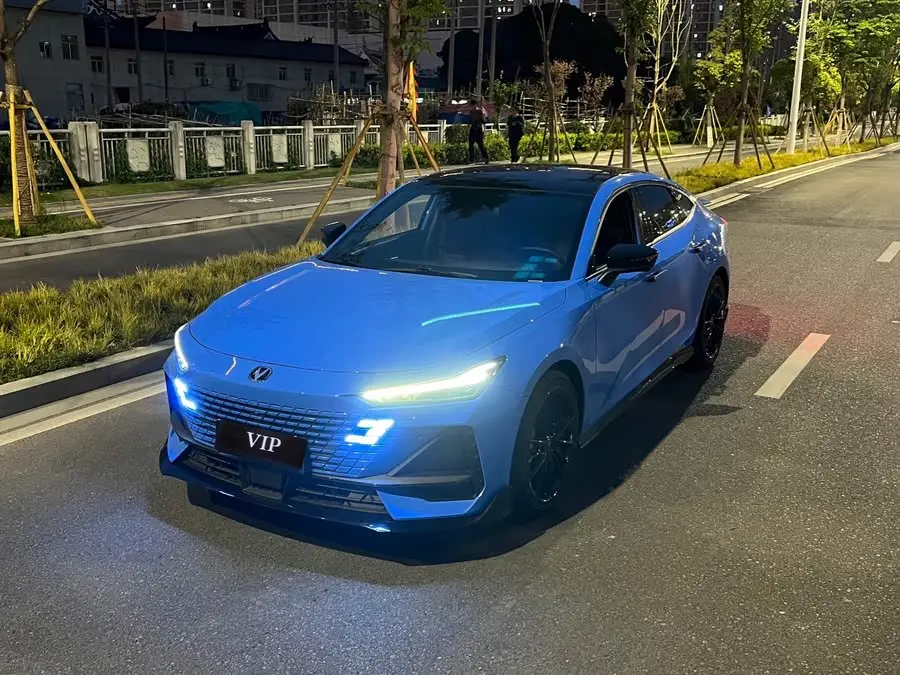 Changan UNI-V 2022 1.5T Sport Version