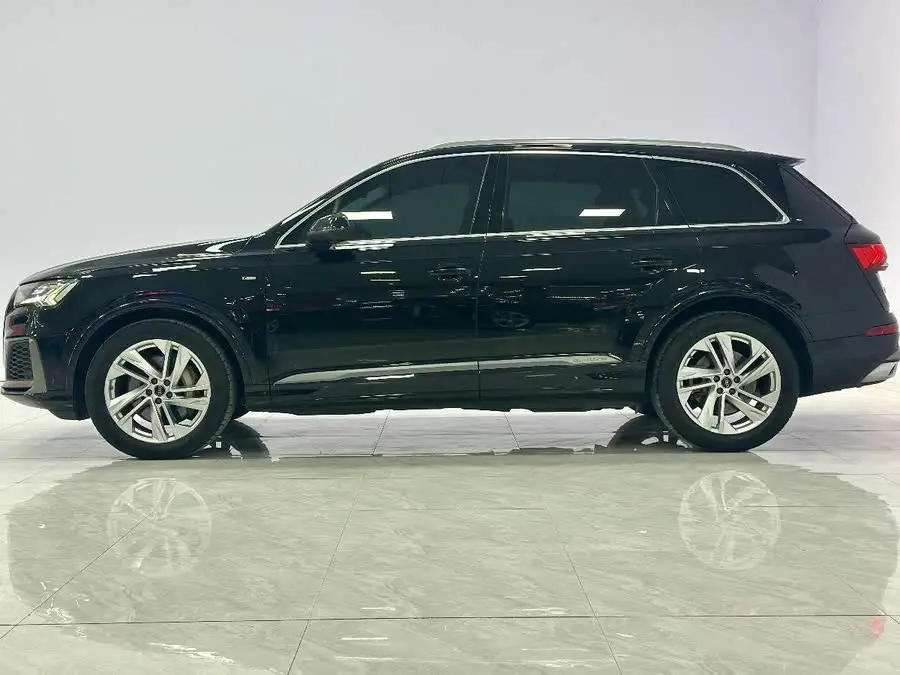 Audi Q7 2021 55 TFSI quattro S line Sport
