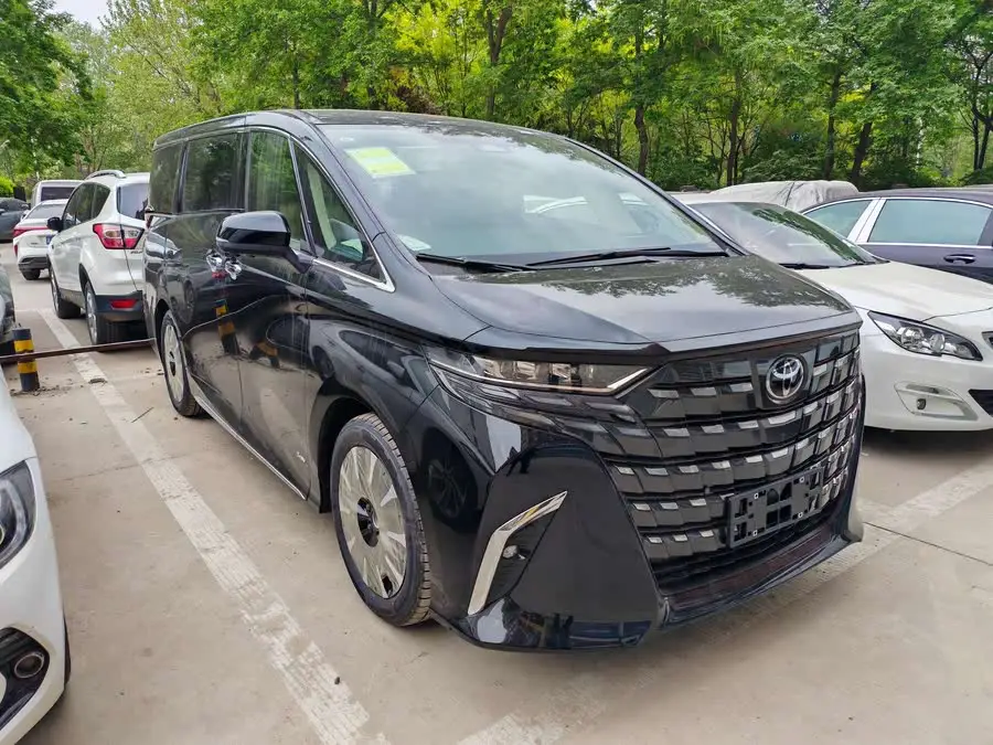 ألفارد 2024 الهجين 2.5 لتر النسخة المميزة