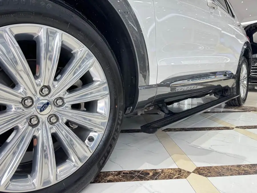 Explorer 2020 EcoBoost 285 4WD Titanium 7-Seater