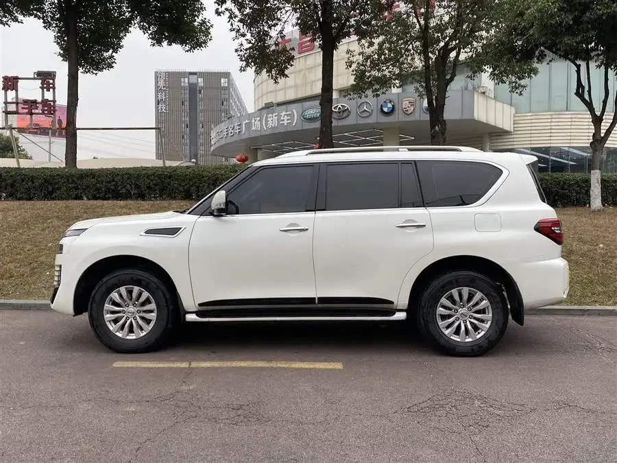 نيسان باترول 2018 4.0 لتر LE