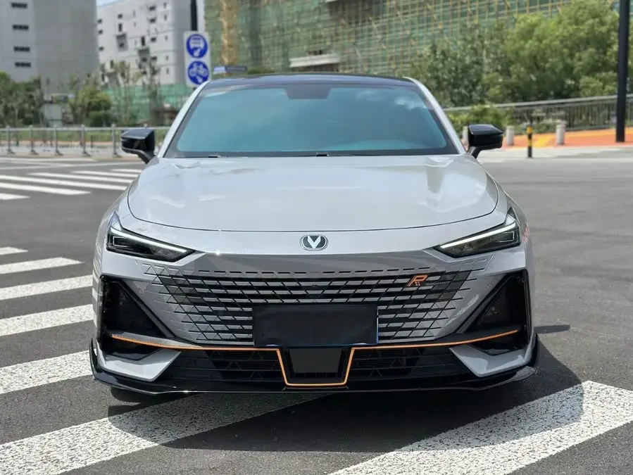 Changan UNI-V 2022 1.5T Sport Edition