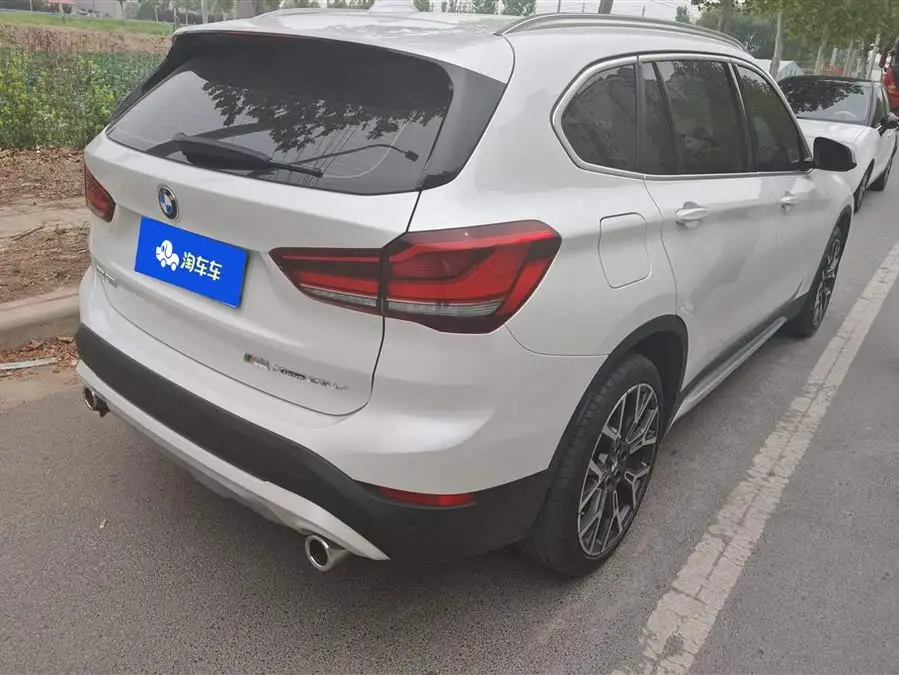 BMW X1 2021 xDrive25Li Luxury