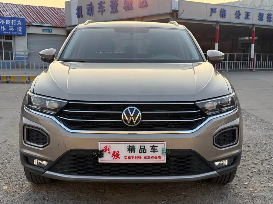 T-ROC 2021 Model 280 TSI DSG Two-Wheel Drive Elite Connected Edition