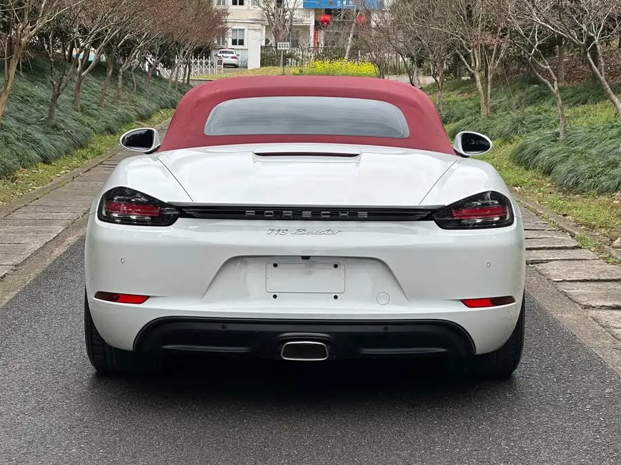 Porsche 718 2022 Model Boxster 2.0T