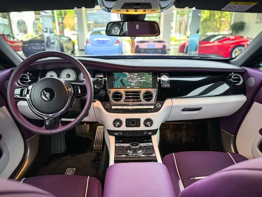 فانتوم 2018 6.6T النسخة القياسية