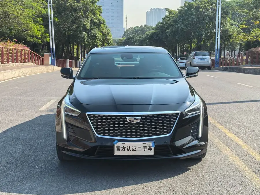 كاديلاك CT6 2021 28T الفاخرة