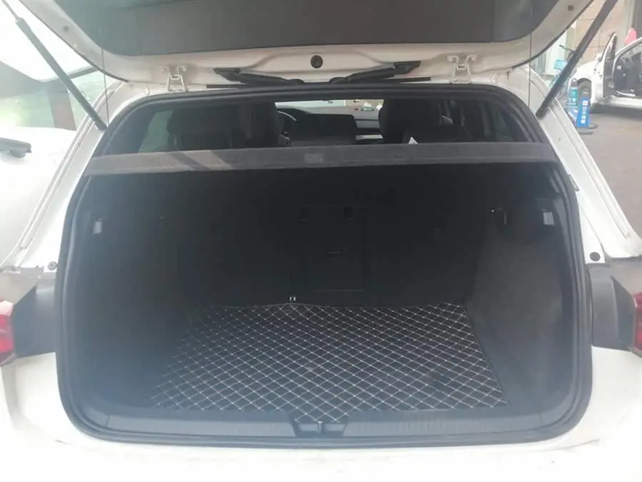 Golf 2023 Model Facelift 280TSI DSG R-Line Lite