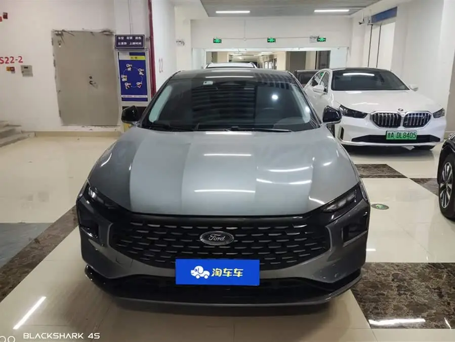 فورد مونديوا 2022 إيكوبوست 245 العليا