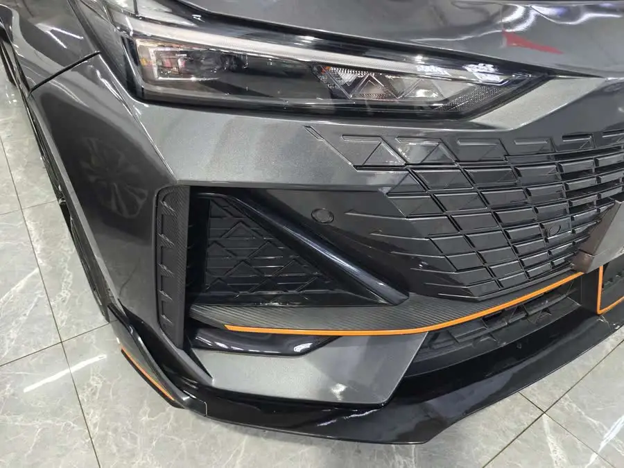 Changan UNI-V 2023 1.5T Sports Version