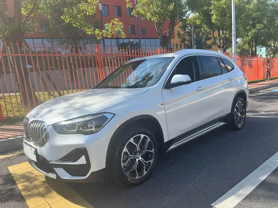 BMW X1 2021 sDrive25Li Leading Model
