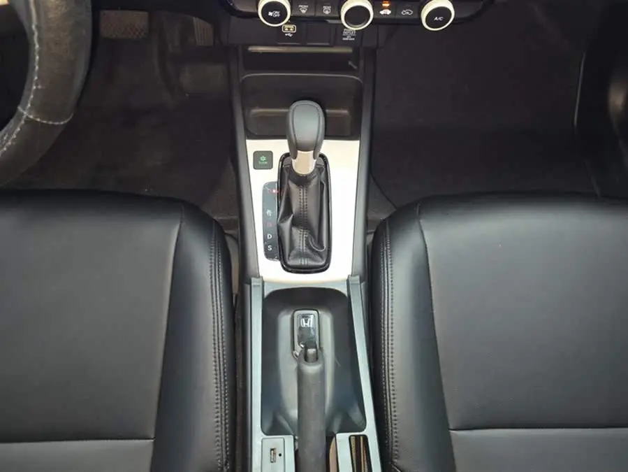 فيت 2021 1.5 لتر CVT إصدار المتعة潮