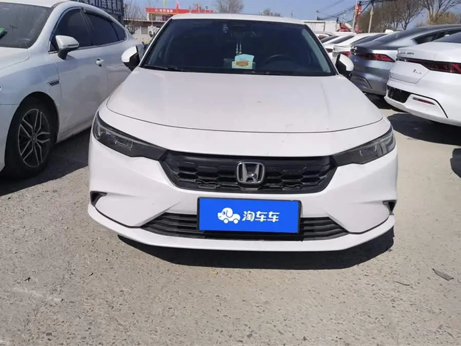 2023 Model 240TURBO CVT Leading Edition