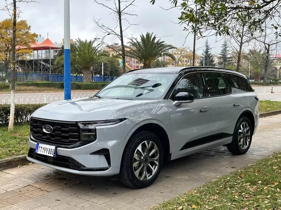 2023 Ford Edge L 2.0T EcoBoost E Hybrid AWD Seven-Seater Supreme