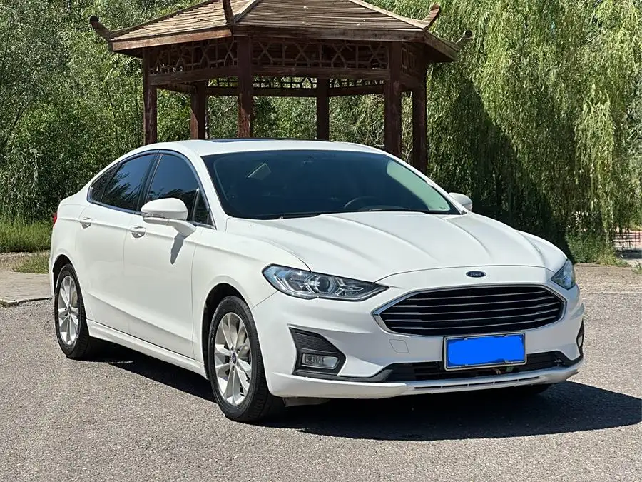 2020 Ford Mondeo EcoBoost 200 Luxury