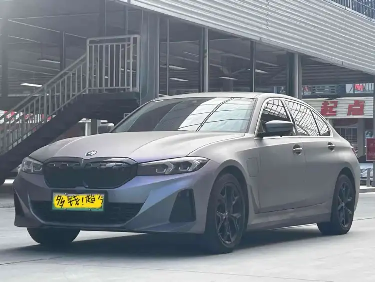 BMW i3 2022 eDrive 35 L