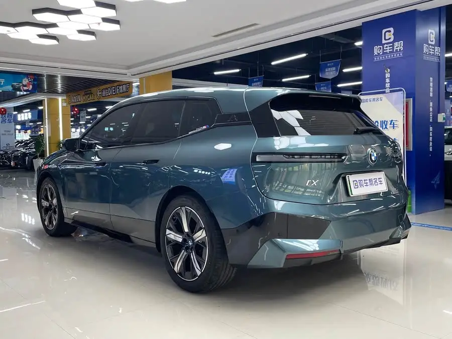 BMW iX 2022 xDrive40