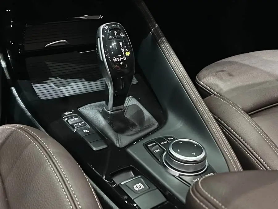 بي إم دبليو X3 2022 xDrive30i الطراز الرائد حزمة M ليلية