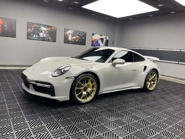 Porsche 911 2023 Turbo S 3.7T