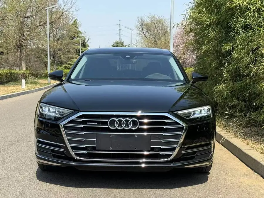 أودي A8 2022 A8L 50 TFSI كواترو نسخة الراحة