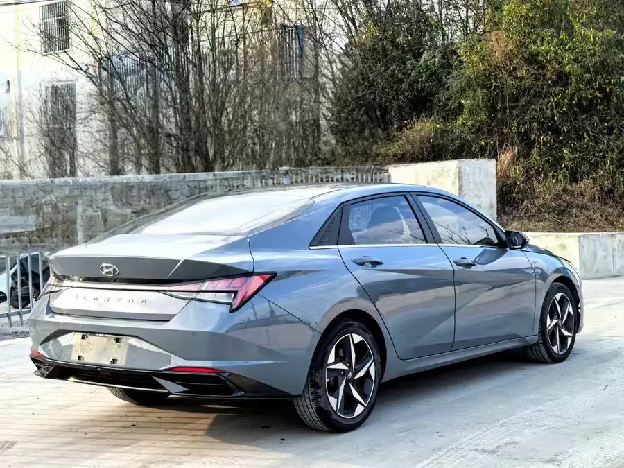 إيلانتر 2022 1.5L CVT LUX النسخة الفاخرة