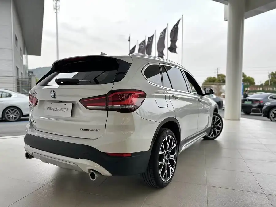 بي إم دبليو X1 2022 موديل مطور xDrive25Li إصدار حصري