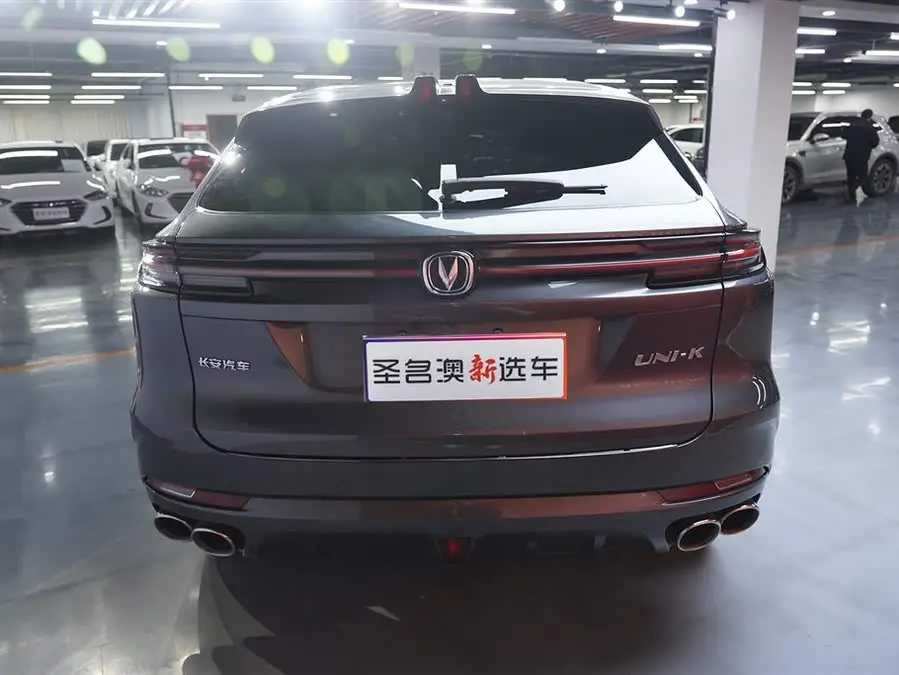 شانجان UNI-K 2021 2.0T الفاخرة