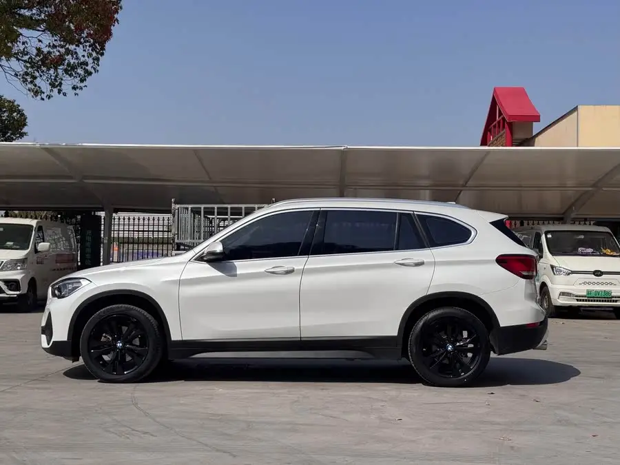 بي إم دبليو X1 2022 sDrive20Li الإصدار العصري