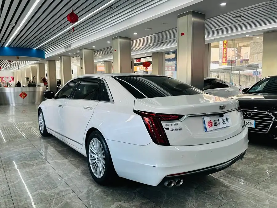 كاديلاك CT6 2022 28T فاخرة