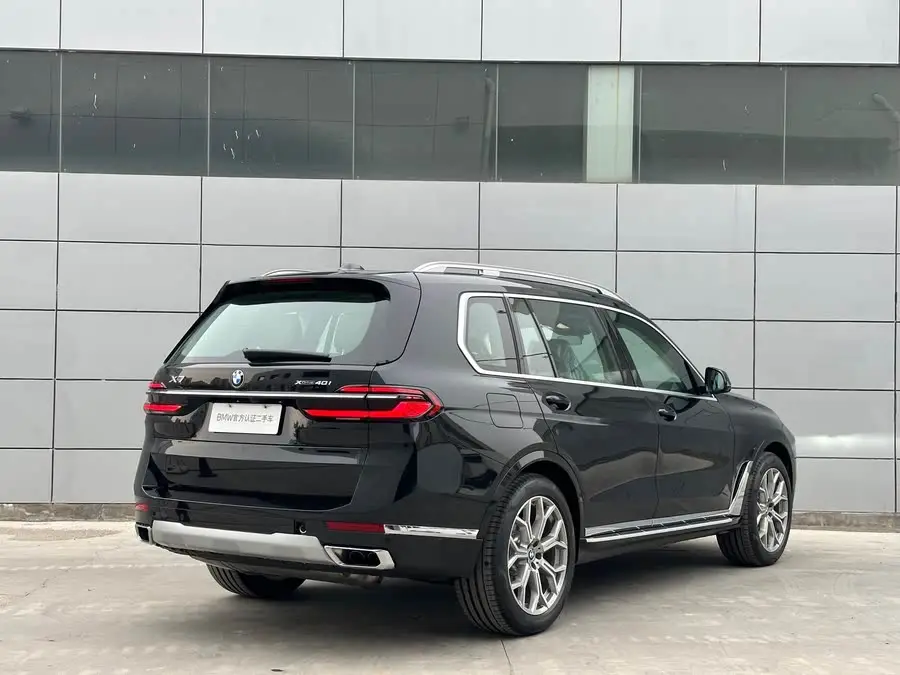 بي إم دبليو X7 2024 xDrive40i حزمة فاخرة رائدة