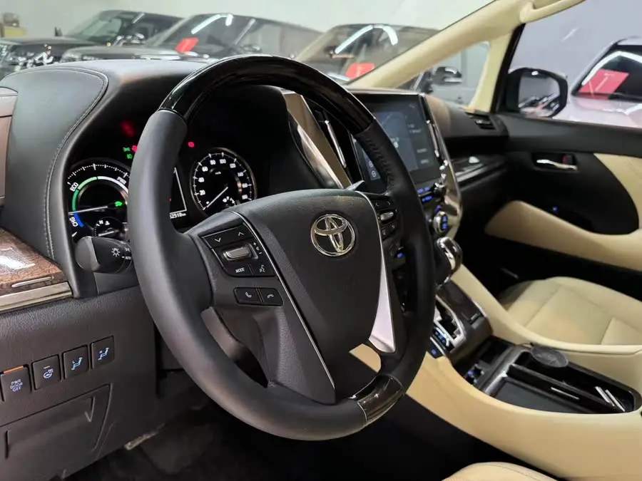 ألڤارد 2021 هايبرد 2.5 لتر إصدار بريميوم