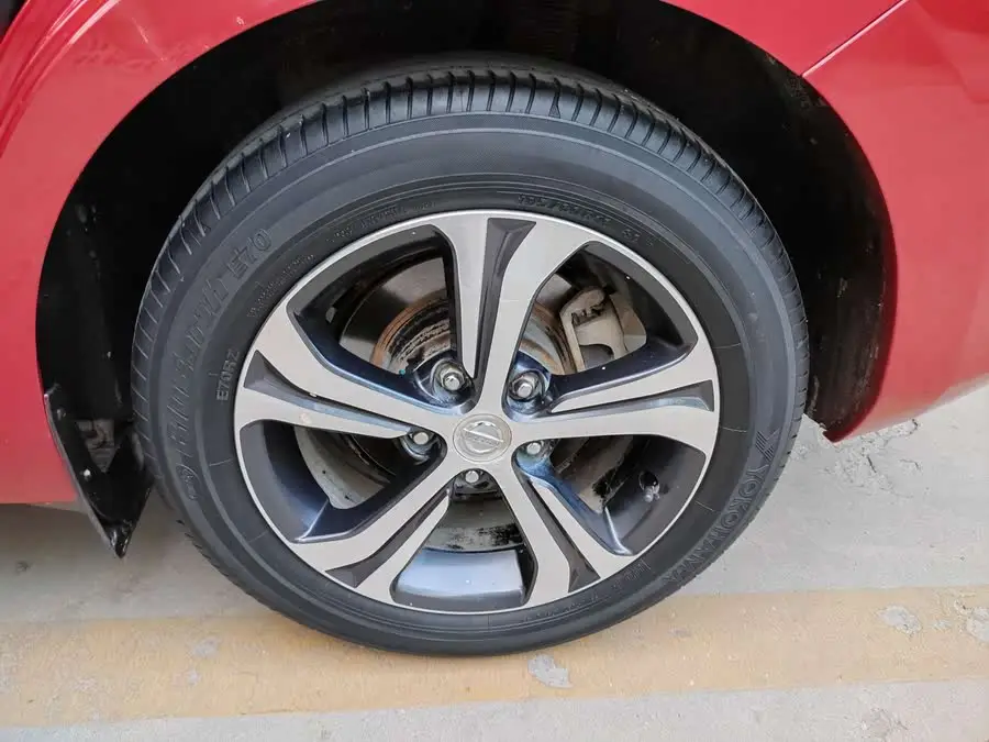 2020 نيسان تييدا 1.6 لتر CVT الذكية