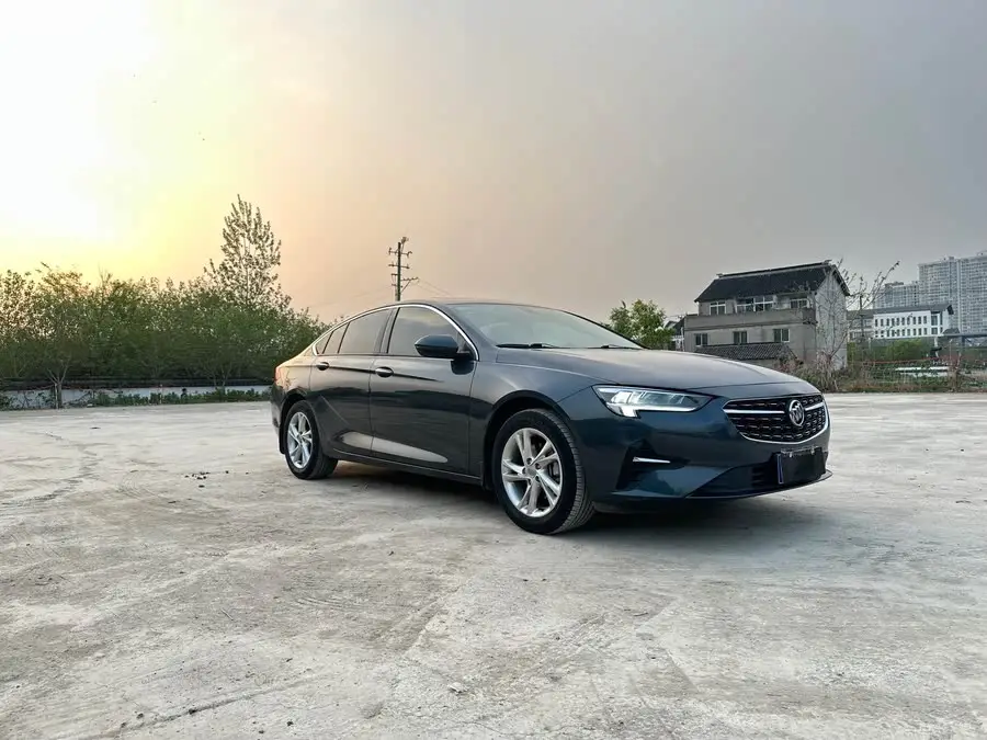 بيوك ريجال 2020 552T النخبة