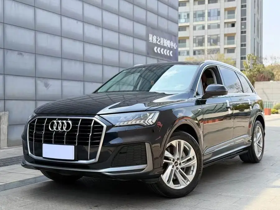 Audi Q7 2021 45 TFSI quattro S line Luxury