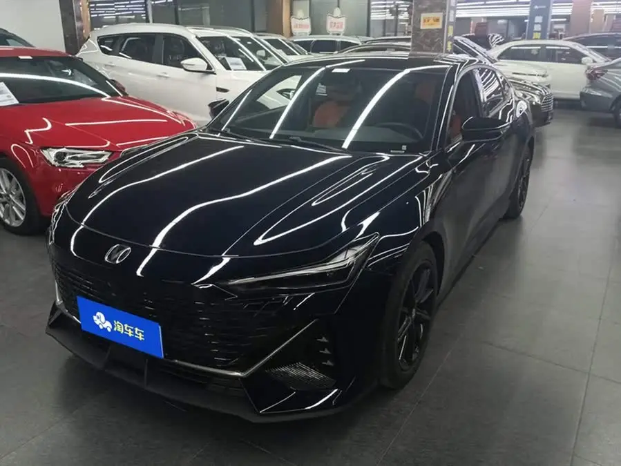 Changan UNI-V 2022 1.5T Premium