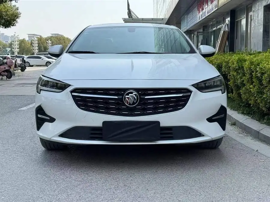 ريغال 2020 552T النخبة