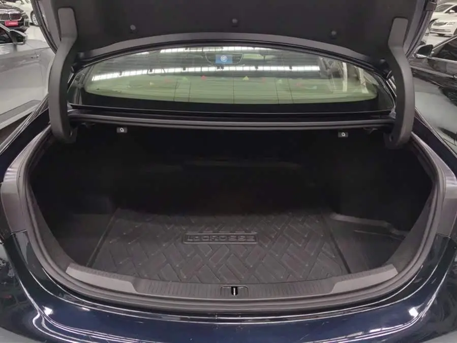 بيوك لاكروس 2022 652T فاخرة