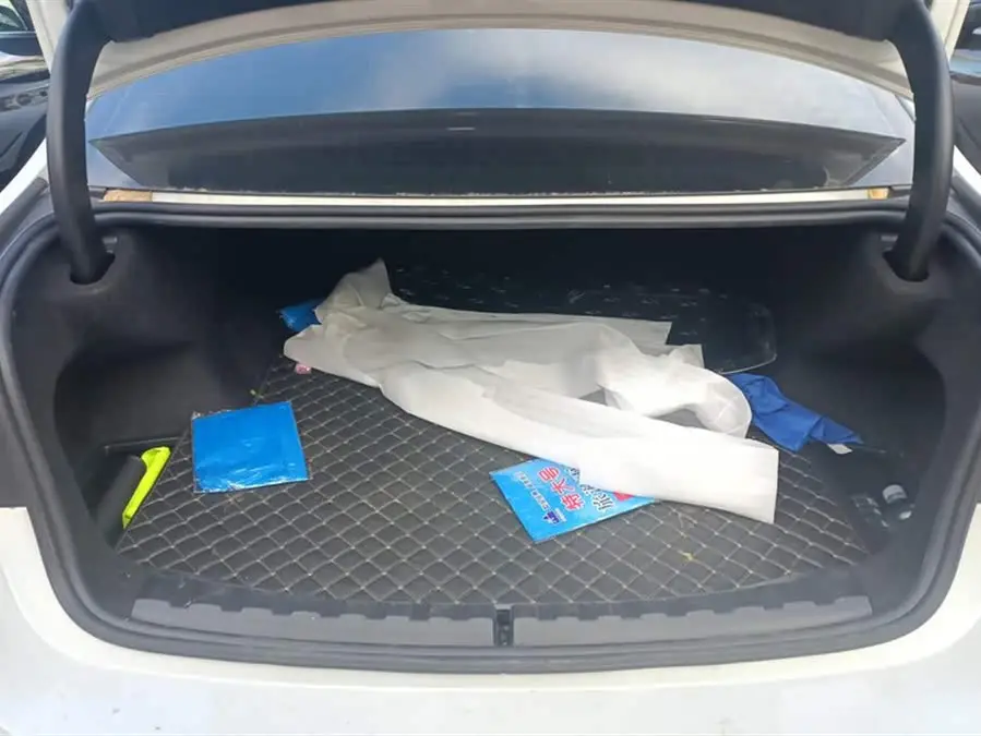 بي إم دبليو i3 2024 eDrive 35 L