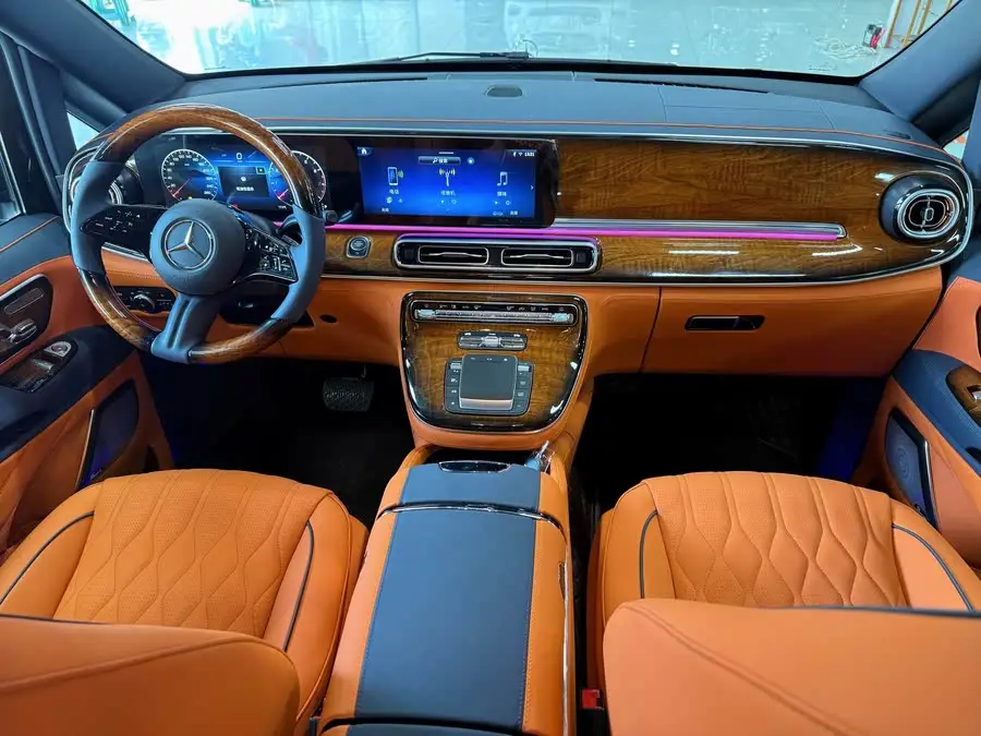 Vito 2024 2.0T Business Edition 7-seater