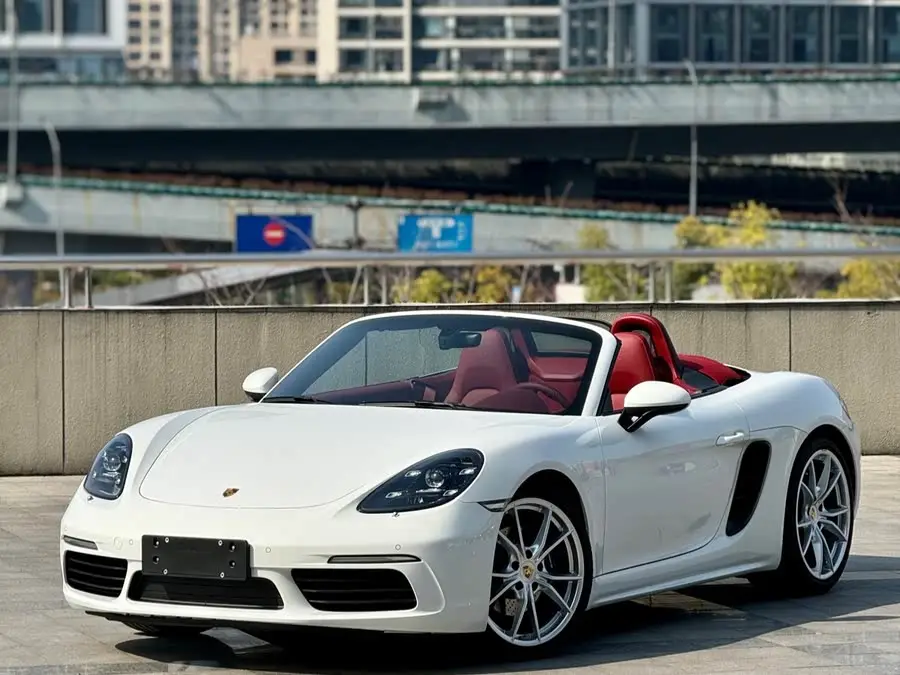 Porsche 718 2022 Model Boxster 2.0T