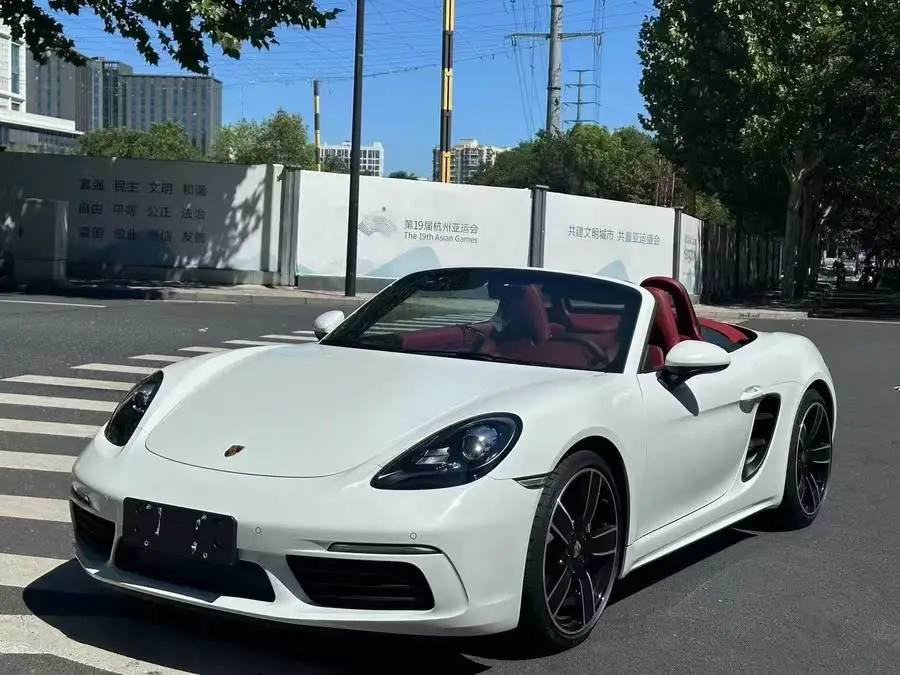 Porsche 718 2020 Model Boxster 2.0T