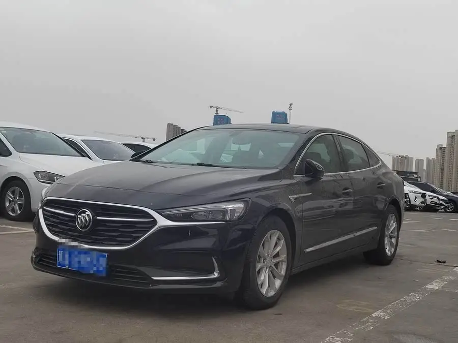 بيوك لاكروس 2021 552T الفاخرة