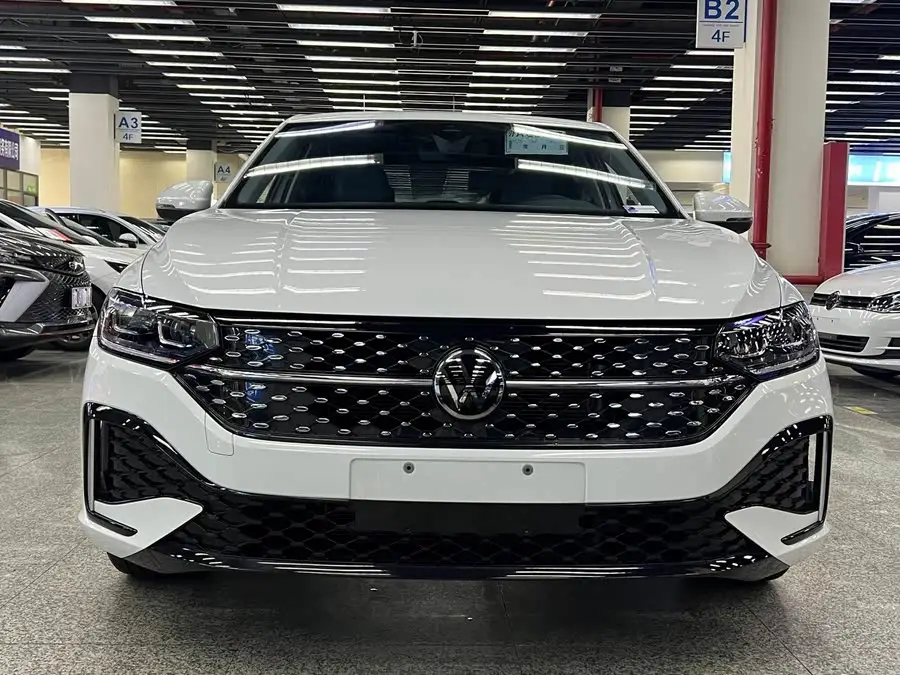 Lavida 2024 1.5L Automatic Starry Sky Five Million Edition