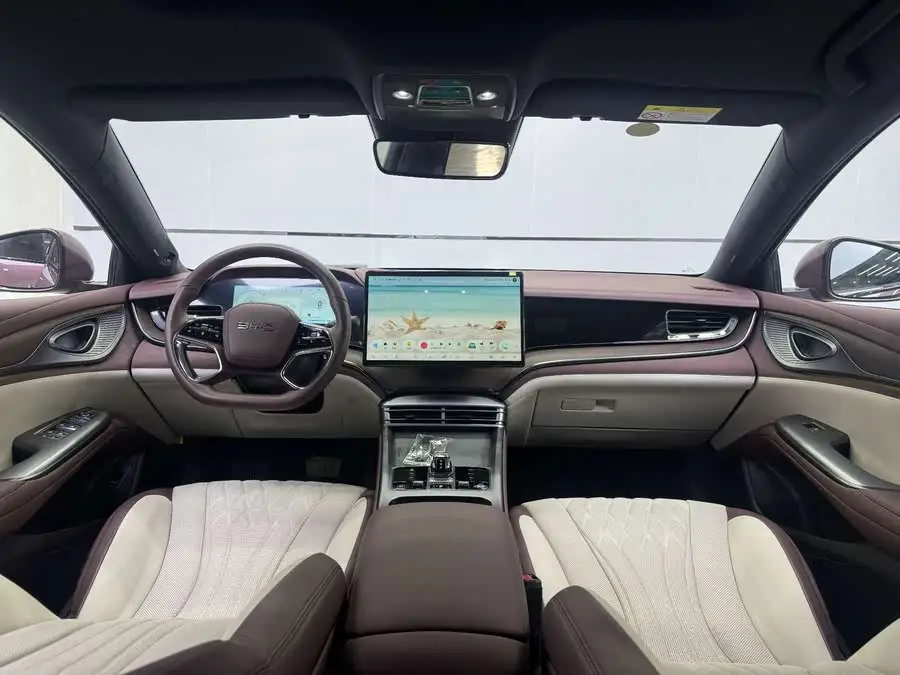 ختم 2023 DM-i 1.5T 121 كم الطراز الرائد