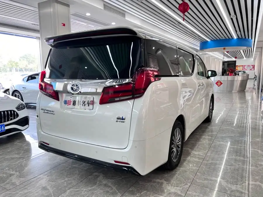 ألفارد 2021 هايبرد 2.5 لتر إصدار بريميوم